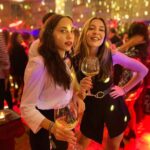 Öykü Karayel Instagram - 😍🥂 #teamfeda