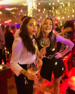 Öykü Karayel Instagram - 😍🥂 #teamfeda