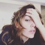 Öykü Karayel Instagram - 😒Hava bi’ gariiip..
