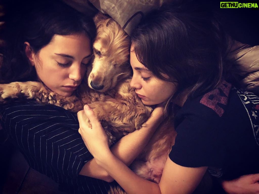 Öykü Karayel - 204.9K Likes - itsslipingtaymvittombuş