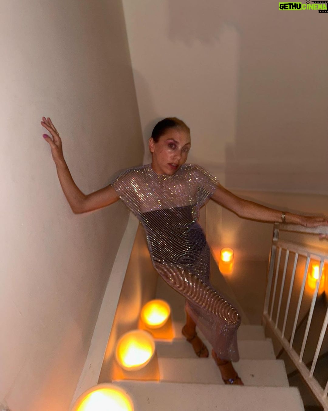 Öykü Karayel Instagram - Let’s get shimmer💎