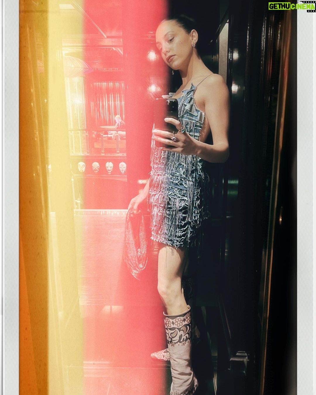 Öykü Karayel Instagram - I have a winner @canbonomo 🤩 Hey sis✋🏻thanks for this whole amazing look, so proud of you 😍 @ezgikarayel