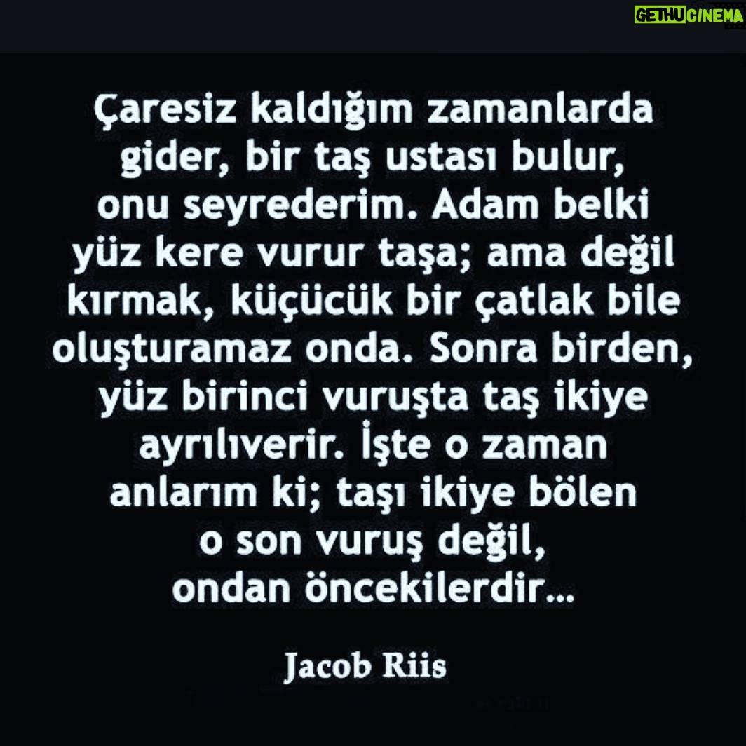 Özcan Deniz Instagram - Motivasyon...tipki basari gibi!..herkes sen bisey basardiginda ondan once harcadigin emegi,yillari gormez!