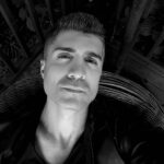 Özcan Deniz Instagram -