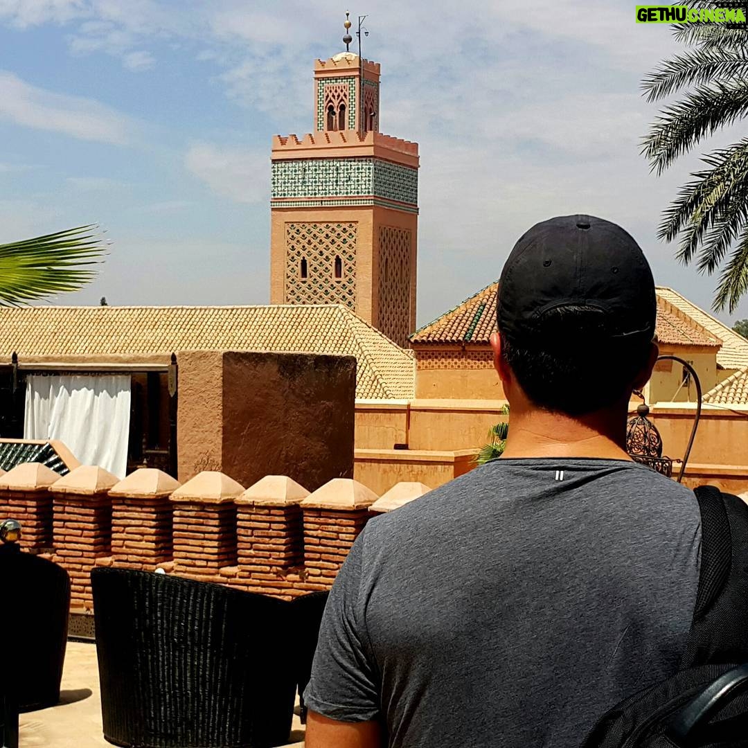 Özcan Deniz Instagram - Baktigini goremiyorsa ne acizdir insan.!#morocco #marakkech