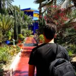 Özcan Deniz Instagram - Marakkech de Yves saint laurent in bahcesinde buyulendik mavisine..#jardinmajorelle #morocco #fas #marakkech #fashion #yvessaintlaurent