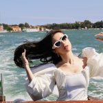 Özge Gürel Instagram – A day in Venice 🍓✨