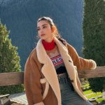 Özge Gürel Instagram - Heidi ve dağlar kızı Reyhan arasında gidip geliyorum 😏 Grindelwald, Switzerland