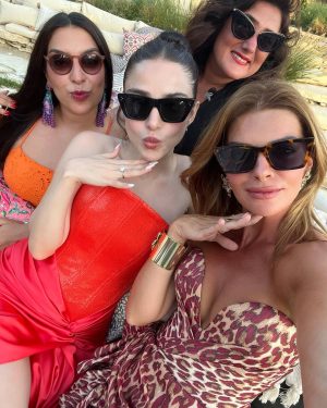 Özge Gürel Instagram - 🧡