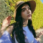 Özge Gürel Instagram - Güzel ışığı görünce ben 😇 ve @elifdemiralpp 📷♥️