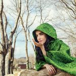 Özge Gürel Instagram - Biz bi’ doğaya döndük 🍀♥️ @alemdergisi 💫