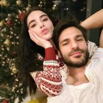Özge Gürel Instagram – Ne güzeldin 2022 teşekkür ederim 😍🎉 Hepimiz için umutla, sağlıkla, aşkla gel 2023 💫❤️ Mutlu seneler 🎄