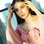 Özge Gürel Instagram - gülü seven dikenine.. neyse vazgeçtim yapmıycam 😇 📸 #thankskocam 😂😍