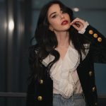 Özge Gürel Instagram – Gel Marie Antoinette, anlat dinliyorum 😂🙋🏻‍♀️