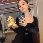 Özge Gürel Instagram – Canan 🌹 
(son fotografla ilgili şakalarımı komikliklerimi kendime saklıyorum 😂🤦🏻‍♀️)