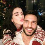 Özge Gürel Instagram – Ne güzeldin 2022 teşekkür ederim 😍🎉 Hepimiz için umutla, sağlıkla, aşkla gel 2023 💫❤️ Mutlu seneler 🎄