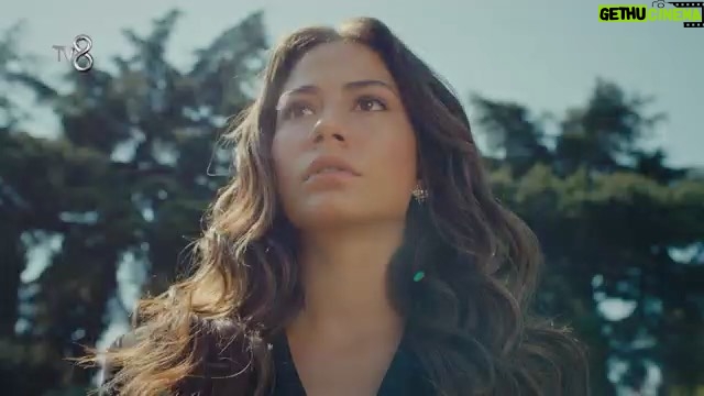 İbrahim Çelikkol Instagram - 3, 2, 1 geri sayım başladı⏳ . . 30 Eylül Çarşamba akşamı yeni sezonda @tv8 ‘deyiz💥 @1demetozdemir @dogdugunevkaderindir @cagribayrak 👏🏻