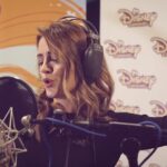 İrem Sak Instagram – Rapunzel: Serüvenler jenerik şarkısını seslendirdim ve klip çok çok yakında @disneychanneltr ‘de ☺️💞 🌞Saçımda Rüzgarla 🌞 #disneychannel #rapunzel #SacimdaRuzgarla #disneychanneltr #rapunzelseruvenler #tangled
