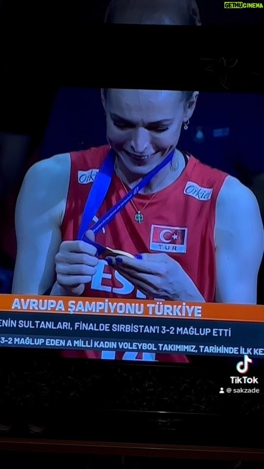 İrem Sak Instagram - 🇹🇷🇹🇷🇹🇷🇹🇷🥹🥹🥹 #fileninsultanları