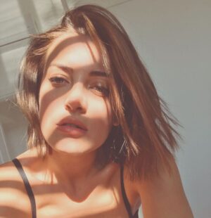 İrem Sak Instagram - 12 şubat ; 12.02
Tersten ; 2021 👀
12.02.2021 topla
10
Oku, on
Tersten NO
No, ingilizce hayır demek. 
Arkadaşlar her şeyin hayırlısı. 🙏🏼🙏🏼Bunu ısrarla okuman da senin problemin. Aç kitap oku. Kitap, oku tersten; patik. Hadi buyrun 👀