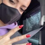 İrem Sak Instagram - @fezialtun 💜 @ebrunailworld ♥️