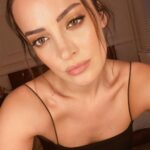İrem Sak Instagram - konuşsana bidenem 🌹