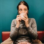İrem Sak Instagram - aylardan 12 günlerden 12 saat 12 senin adın mokali mokali Caffè Napoli