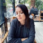 İrem Sak Instagram - Durakta taksi yok 😔