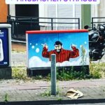 Şahan Gökbakar Instagram - Duvarda resmimiz, alemde ismimiz var! Berlin sokakları adam görsün🤣 #recepivedik #recepivedik7 #berlin #grafiti #streetart Ansbacher Straße