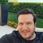 Şahan Gökbakar Instagram – Recep Ivedik 7 setine bir hafta kala, bahçe keyfi… Şimdi yine şu bebeksi, şu şeker, şu tatlı surata😜 kıl yapıştıracaklar…🤦‍♂️😁