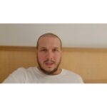 Şahan Gökbakar Instagram - Hem öğretmenler, hem okullar, hem de veliler üzerlerine düşen ne varsa yapmalı.