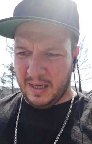 Şahan Gökbakar Instagram - Burada durdurulamadigi icin imkansizliktan, 36 km boyunca yakti gecti neredeyse butun Marmarisi...