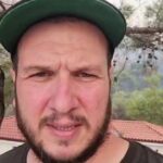 Şahan Gökbakar Instagram – Yangin Husniye Teyze ve Ismail Beyin
evi yanacak