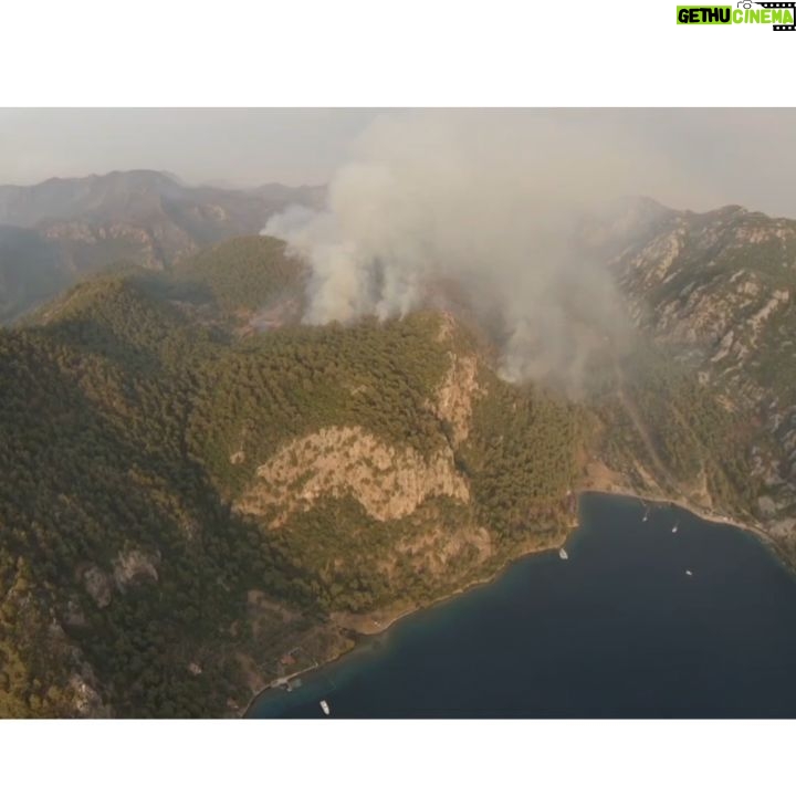 Şahan Gökbakar - 136.5K Likes - 2 saat onceki drone cekimleri... yanginin alani ve boyutu korkutucu...