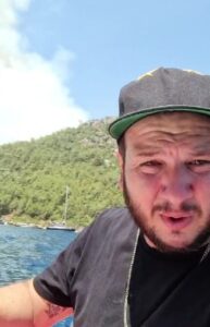 Şahan Gökbakar Instagram - Daha kotu olmadan... UCAK RICA EDIYORUM