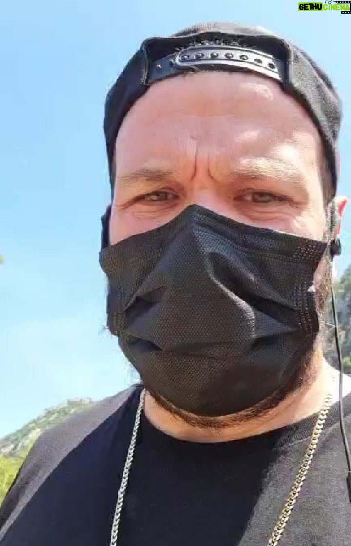 Şahan Gökbakar Instagram - HAVA DESTEĞİ ACILEN. GELIN SONDURELIM ARTIK TURGUT SELALEYI... YETER!!