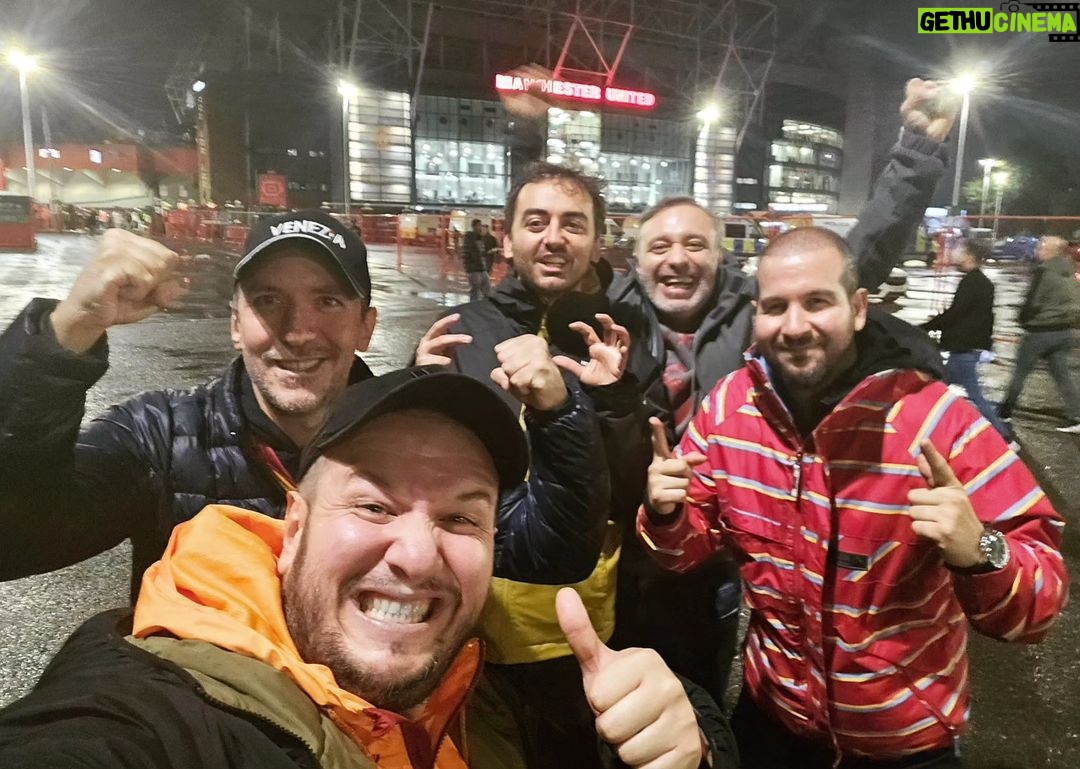 Şahan Gökbakar Instagram - Beyler dün biz ne yaşadık ya💛❤️ #galatasaray Old Trafford