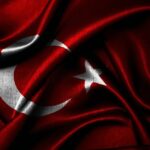 Şahan Gökbakar Instagram – Deprem felaketinden etkilenen herkese geçmiş olsun. Kaybettiğimiz tüm canlarımıza Allah rahmet eylesin. Başın sagolsun Türkiyem 😥🇹🇷