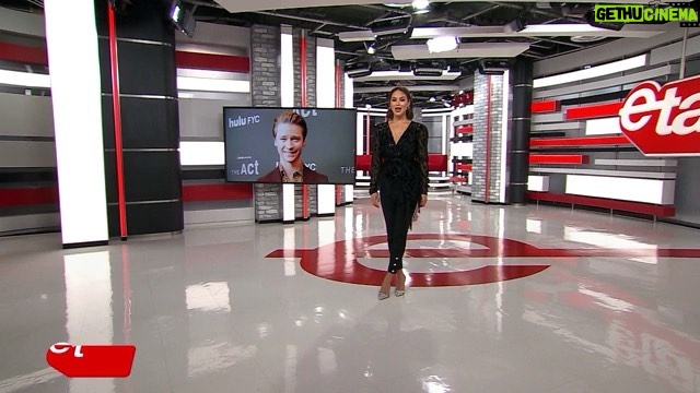 Calum Worthy Instagram - Loved seeing this support from 🇨🇦 @etalkctv! I’m assuming the suggestion for this feature came directly from Prime Minister @justinpjtrudeau