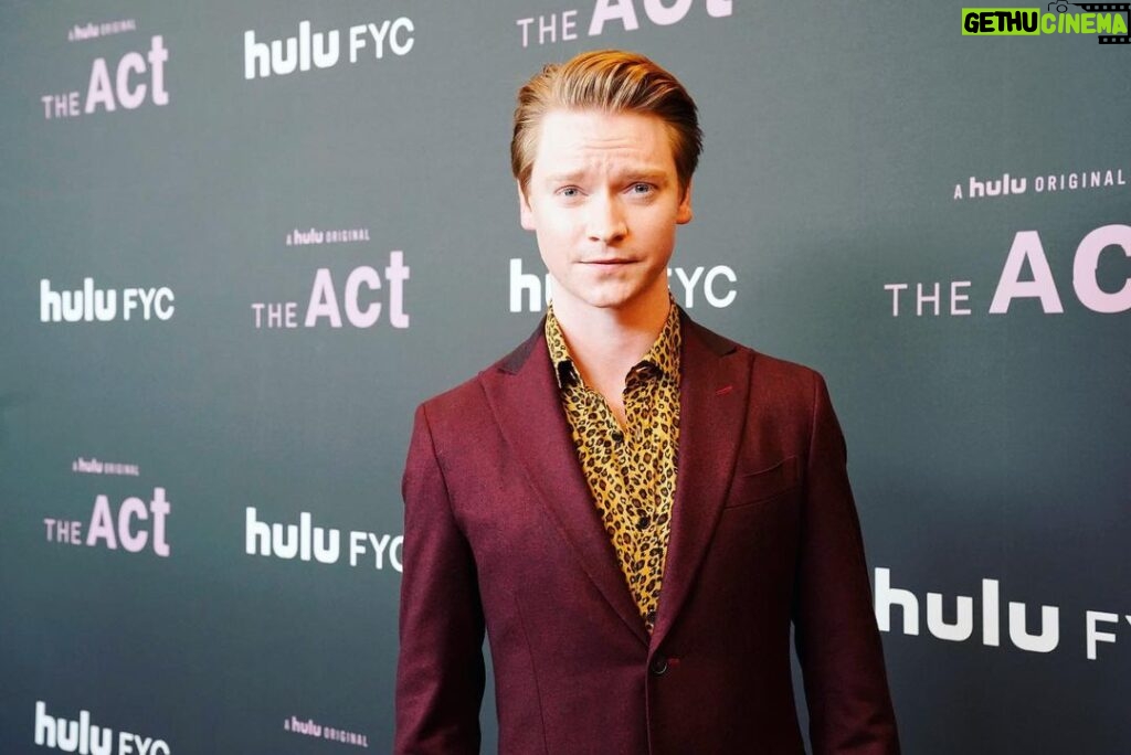 Calum Worthy Instagram - Another one from The #TheActFYC event so I can say ”thank you!” to the wonderful @jenelleriley for being such an incredible moderator! Also I love this @eidos suit so god damn much 🕺