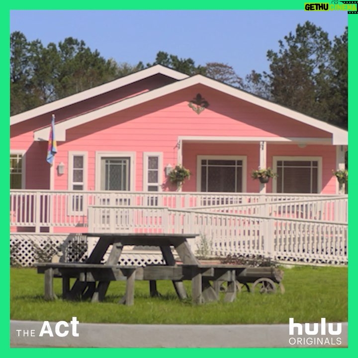 Calum Worthy Instagram - New episode of THE ACT is now streaming, Mom!