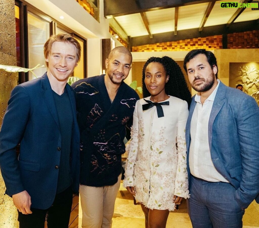 Calum Worthy Instagram - It was an honour to meet with President @guillermolasso of the Republic of Ecuador and the First Lady @mlalasso in the most awe-inspiring place on earth: the Galapagos Islands. Thank you for your commitment to finding solutions to the climate crisis 🇪🇨 Thank you to @charlesdarwinfoundation and @jamesleonf for bringing together an exceptional group of activists, artists, and entrepreneurs for the @lfcsummit. Thank you to @pppaec for all of your incredible work! Photo credit: @bolopm #lfcsummit Galápagos Islands