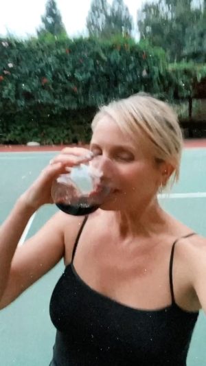 Cameron Diaz Instagram - @avaline  RED IS HERE!!! 🍇🍷 
Rolling into a store near you!!
Enjoy responsibly with your 
quarin-team  besties!  @lesliemann you are my skating queen!!