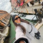 Camila Loures Instagram - Conhecendo mais um lugar q era um sonho .. Itália 🇮🇹🍕🤌🏽 quem ta acompanhando os stories dessa viagem??? ❤️ Veneza, Itália