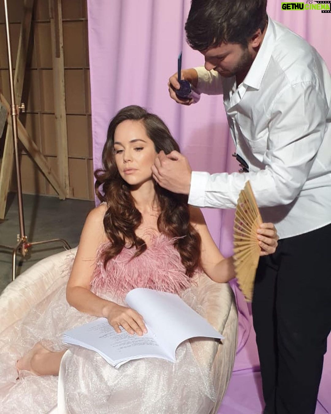 Camila Sodi Instagram - π sheβs so lucky π
