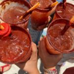 Camila Sodi Instagram - El paraíso 🦋 las mejores piñas coladas 🍹mi familia hermosa ❤️ manitas de cangrejo 🦀 baños al exterior 🚿 vino helado 🍷club de patos @clubpatos 🦆 micheladas de bienvenida 🍻 hermana eres una genio 🧞‍♂️ @_matriarca_ 💛 @yucatanturismo 🧃 Sisal, Yucatan
