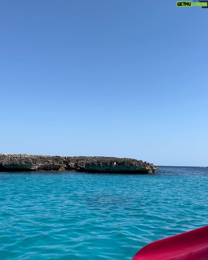 Camila Sodi Instagram - Verano ❤️🐬🏝 🌅 (en las últimas dos si metí la panza un poquito la verdad) Menorca, Balearic Islands, Spain