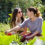 Camila Sodi Instagram - Comer, beber y reír : dime un mejor trío que ese … @discoveryhh Mayo 26 11pm 🇲🇽 10pm 🇨🇴