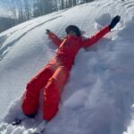 Camila Sodi Instagram - Aspen in my Spritz 🍹Freedom Suit by @halfdays ❤️ Aspen, Colorado