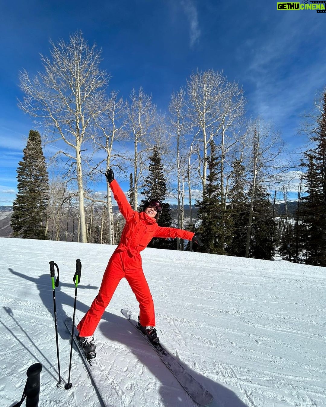 Camila Sodi Instagram - Aspen in my Spritz 🍹Freedom Suit by @halfdays ❤️ Aspen, Colorado